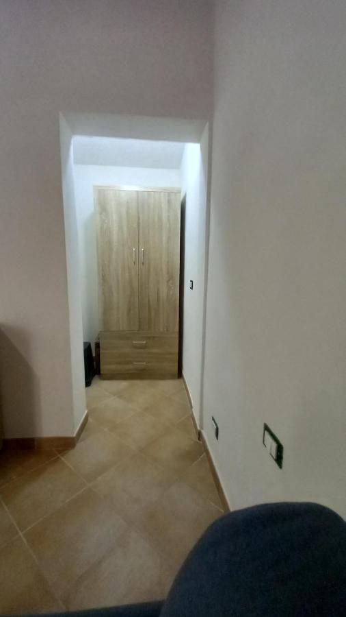 Oltre: Monolocale Con Terrazzo Privato Al Piano Apartment Trapani Bagian luar foto